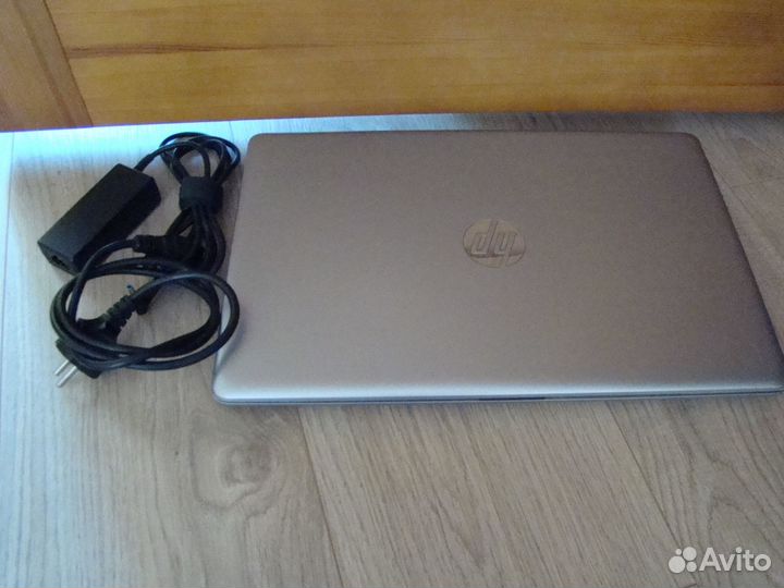 Ноутбук HP 250 G7