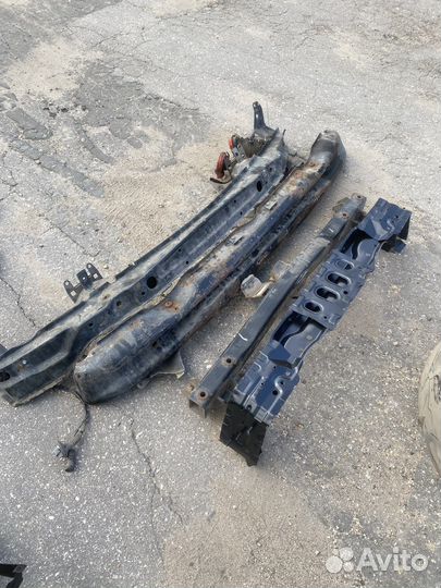 Усилитель передний bmw x5 e53