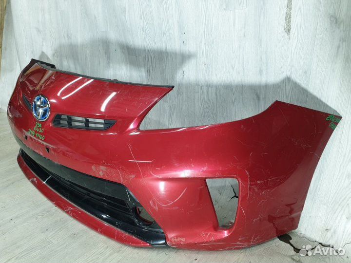 Бампер перед. toyota prius