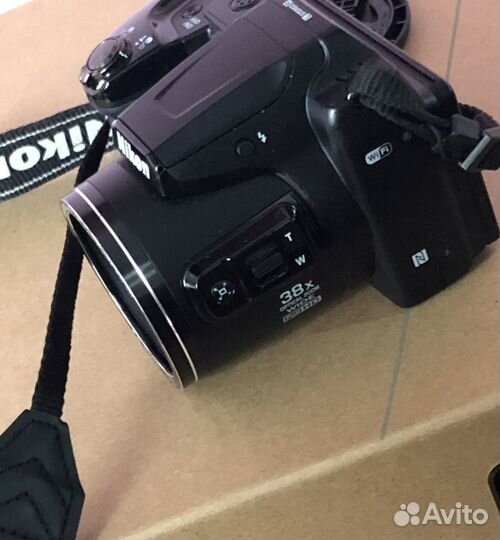 Компактный фотоаппарат