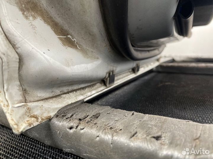 Задняя Дверь Mazda3 Mazda 3 Седан / Правая