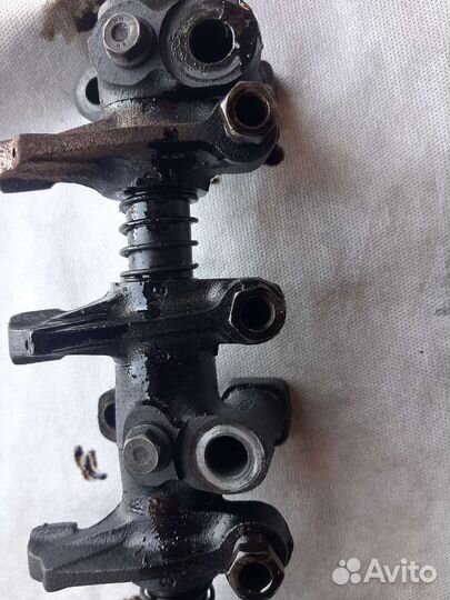 Ось рокеров Ford Transit 2.5 D