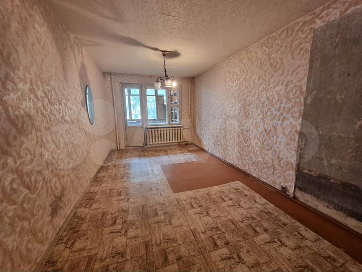 3-к. квартира, 71,1 м², 1/12 эт.