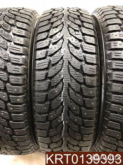 Kumho WinterCraft Ice Wi32 215/65 R16 102T