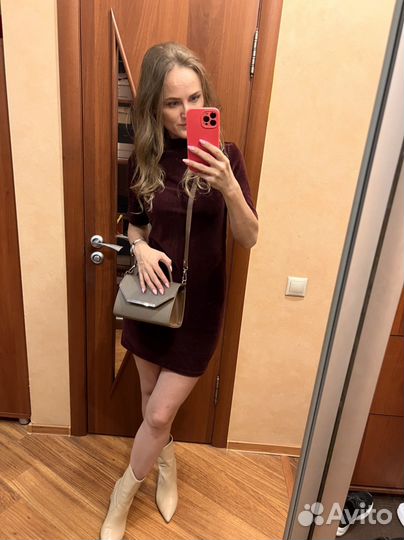 Платье мини бордовое