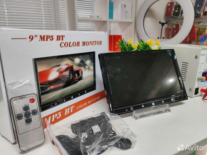 Автомобильный монитор 9