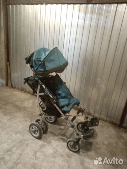 Продам коляску для детей-инвалидов