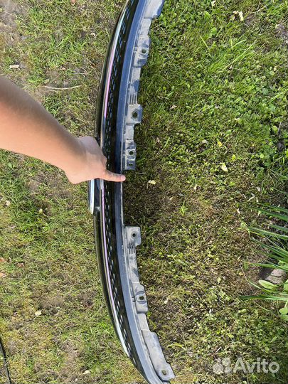 Решетка радиатора для Ford Explorer 5