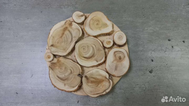 Подставка под горячее из можевельника