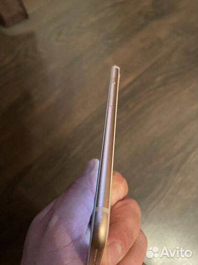 iPhone 8 Plus, 64 ГБ