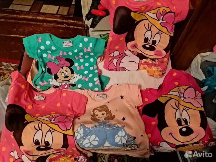 Футболки новые для девочек