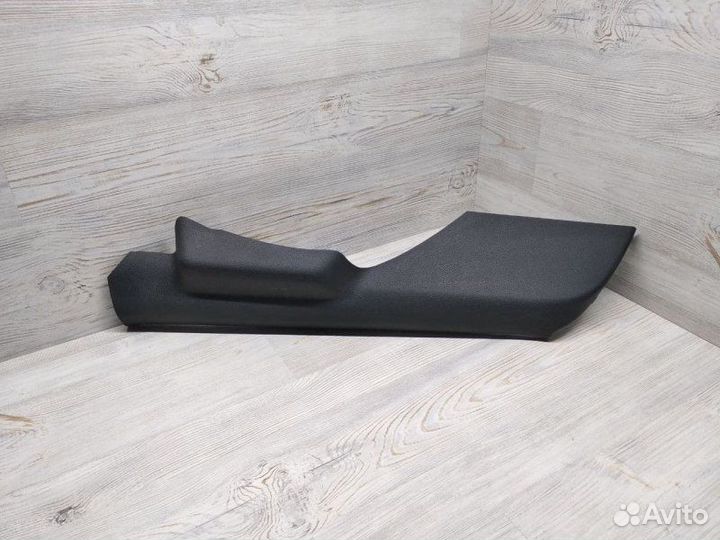 Обшивка стойки задняя левая Volkswagen Polo седан