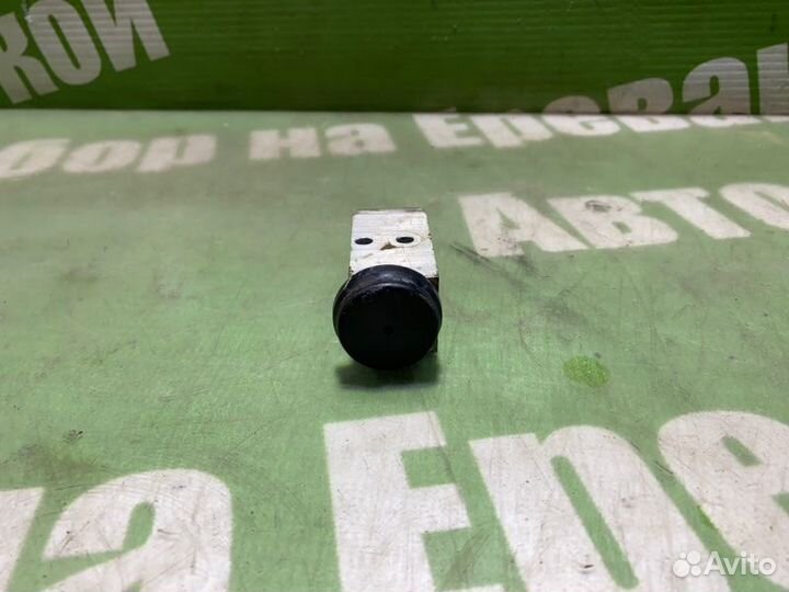 Клапан кондиционера Hyundai Tiburon GK G4GC