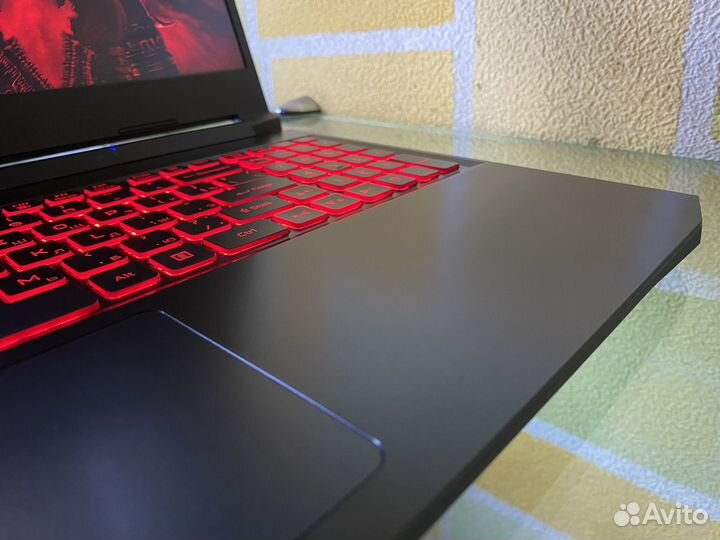 Acer Nitro V / Core i5-11400H / RTX 3050Ti / QHD
