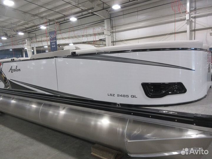 Понтонный катер Avalon LSZ Quad Lounge 26