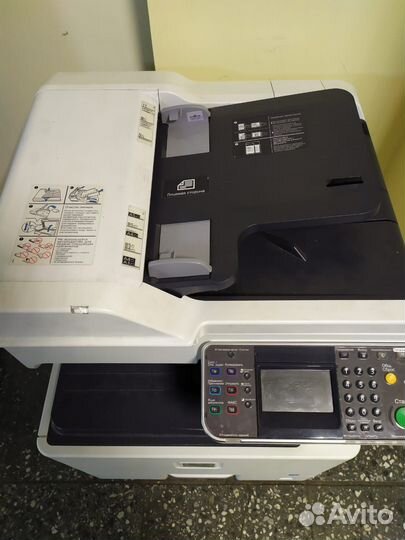 Продаю мфу kyocera FS C8520