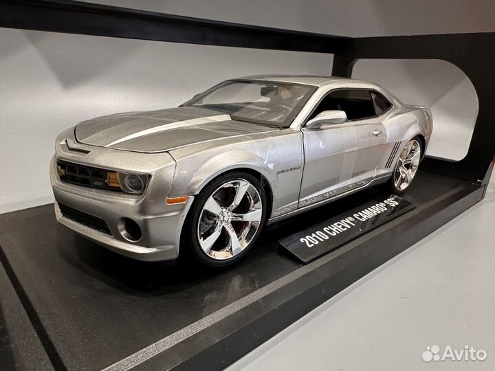 2010 Chevrolet Camaro SS коллекционная модель Jada