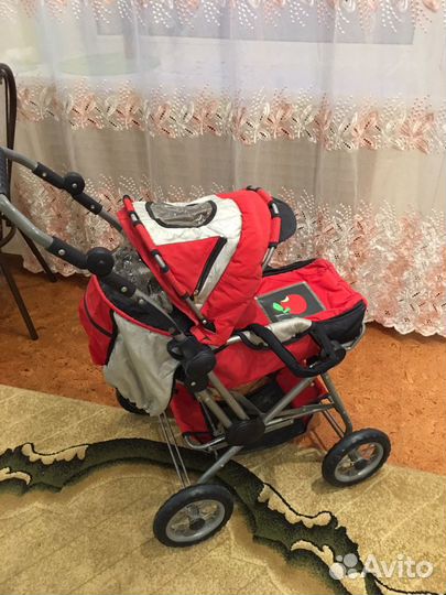 Коляска бу в отличном состоянии, почти не пользова