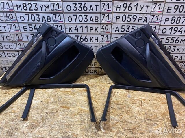 Дверная карта задняя Bmw X5 E70 3.0 2011