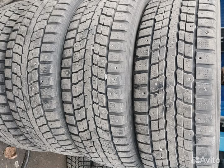 Dunlop SP Winter Ice 01 195/60 R15 88T