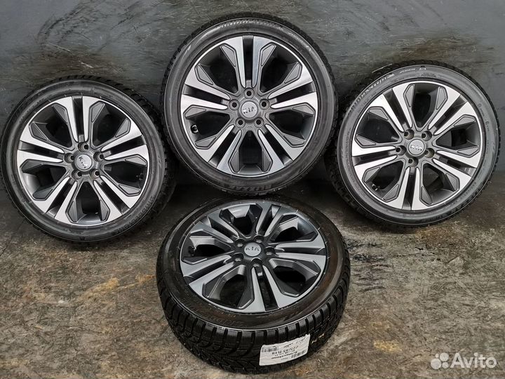 Комплект оригинальных колес KIA Optima K5 R18