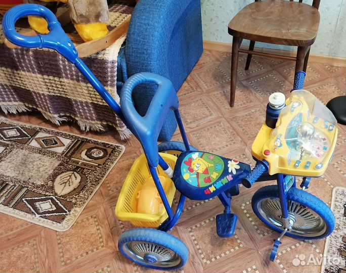 Детский трехколесный велосипед бу