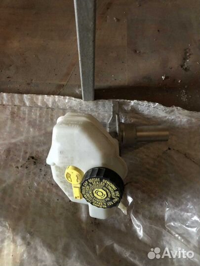 Главный тормозной цилиндр Bmw 5 Series G30