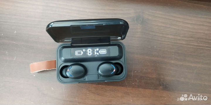 Беспроводные наушники TWS