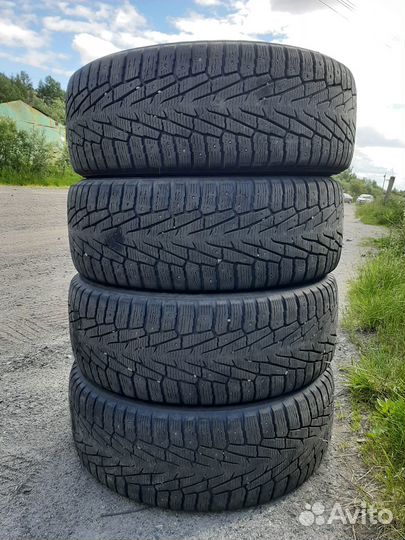 Nokian Tyres Hakkapeliitta 7 SUV 265/65 R17 116T