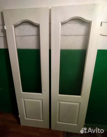 Двери межкомнатные б/у