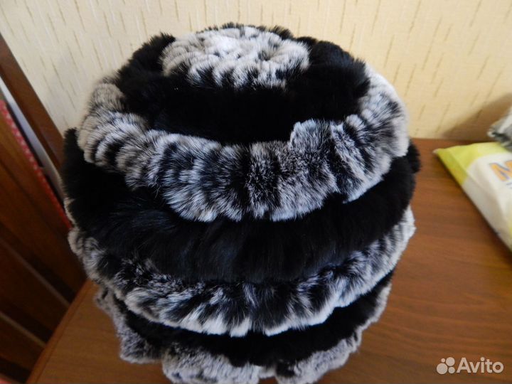 Меховая вязаная шапка из кролика рекс