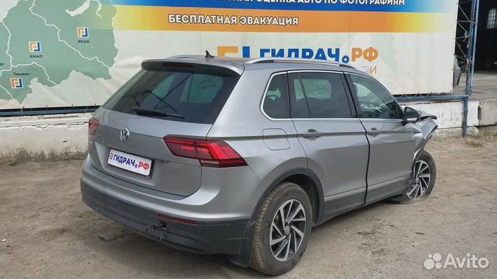 Обшивка стойки задней левой верхняя Volkswagen Tig