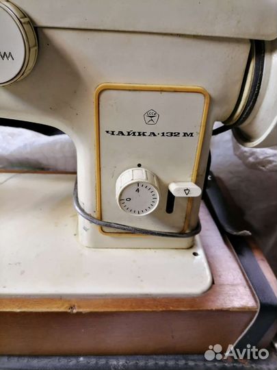 Швейная электрическая машина Чайка