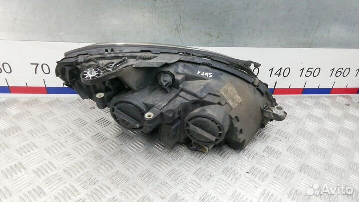 Фара левая Mercedes-Benz C-Class