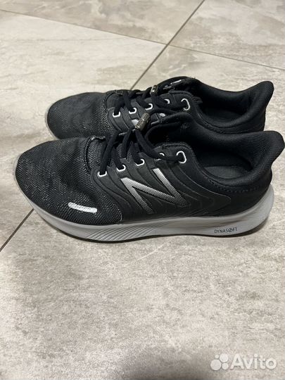 Кроссовки new balance