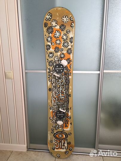 Сноуборд с большим чехлом. Взрослый