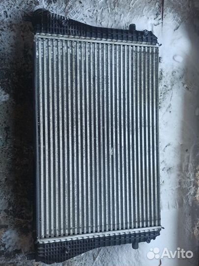 Интеркулер 3C0 145 805P