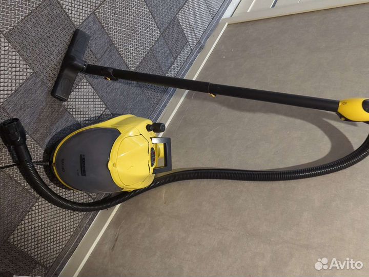 Моющий пылесос Karcher SV 1802