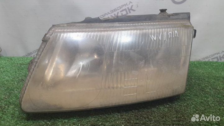 Фара передняя левая Volkswagen Passat B5 1.6 MT