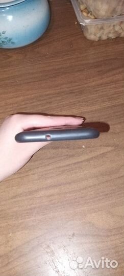 Продам чехол на телефон Huawei Honor 10lite