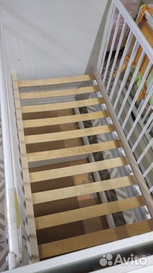 Детская кроватка с комодом и маятником Элис Жужа