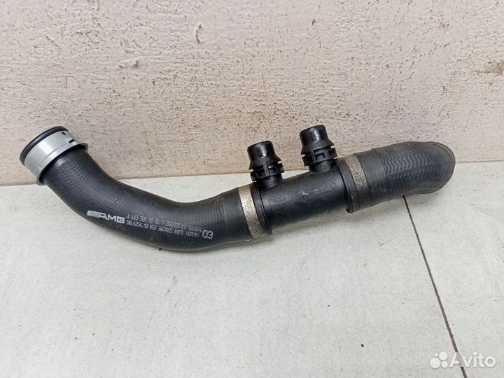 Патрубок системы охлаждения