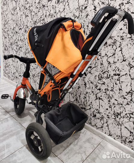 Детский трехколесный велосипед