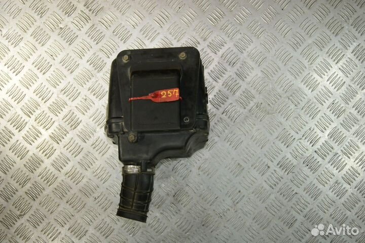 Корпус воздушного фильтра Kawasaki D-Tracker