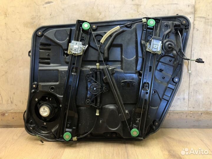Стеклоподъемник передний левый Mercedes Benz W246