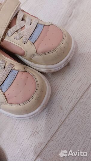 Кроссовки для девочки 22 размер