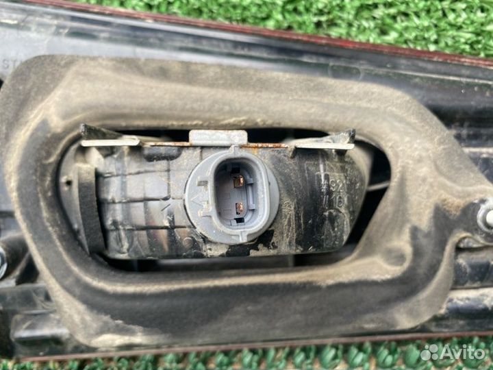 Фонарь задний правый Mitsubishi Asx 1.8 4B10 CVT