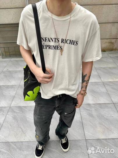 Футболка Erd