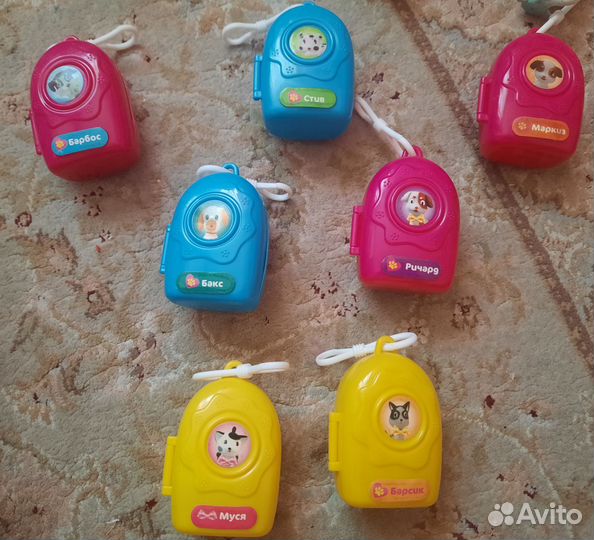 Щенок/котик в домике