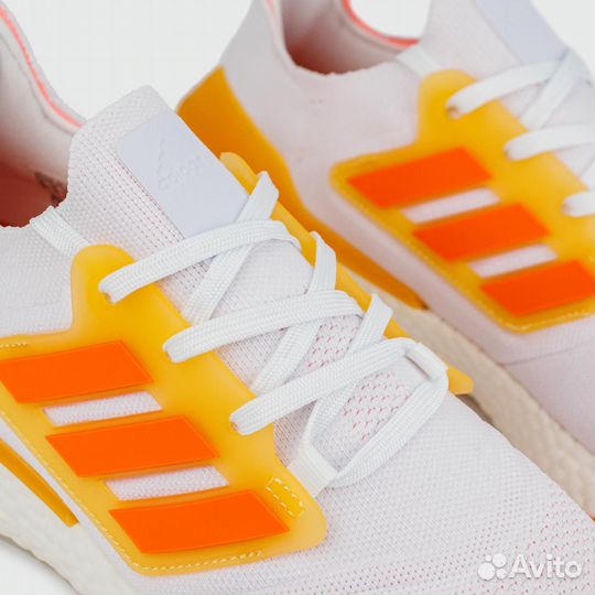 Кроссовки Adidas Ultraboost 22